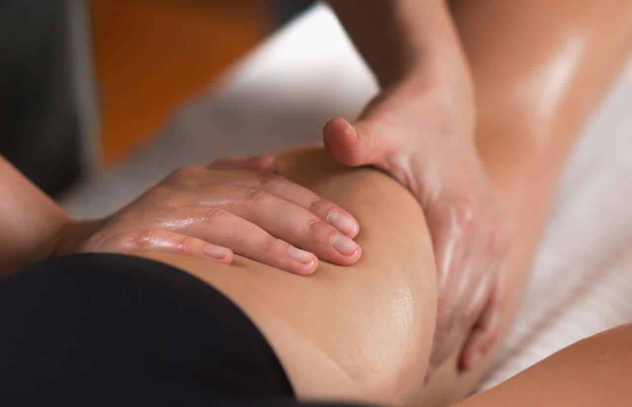 Aromatherapy-Leg-Back-Massage-web